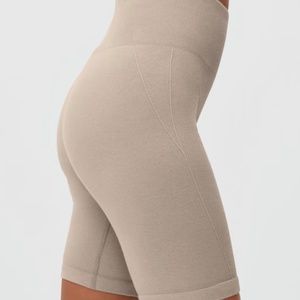 Everlane The Seamless Bike Short